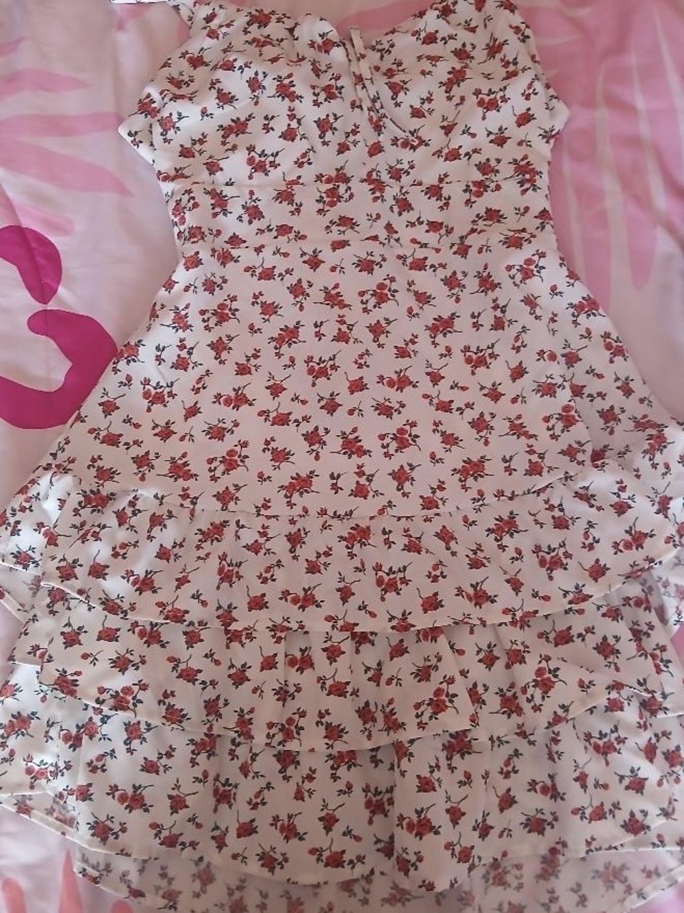 Girls White Floral Tiered Ruffle Dress - Cute Red Rose Print